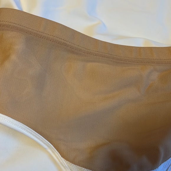 Lululemon Tank Top - Yoga Exercise - Picture 7 of 8